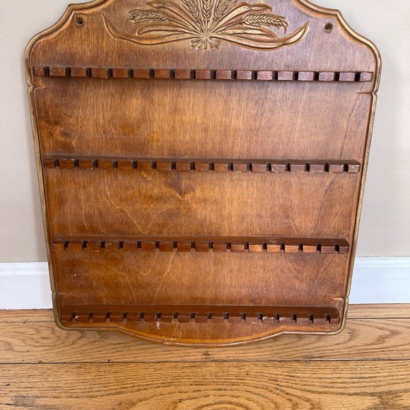 Vintage Carved Wheat Wooden Wall Mounted 64 Spoon Holder Display Rack Wood Rare - Picture 3 of 5